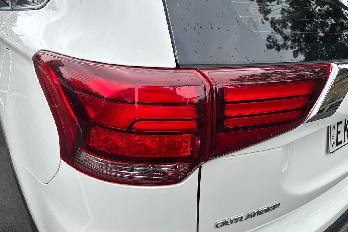 2019 Mitsubishi Outlander ES ZL