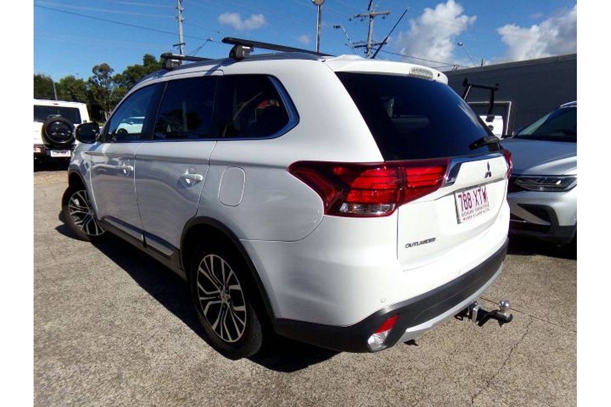 2016 Mitsubishi Outlander LS ZK
