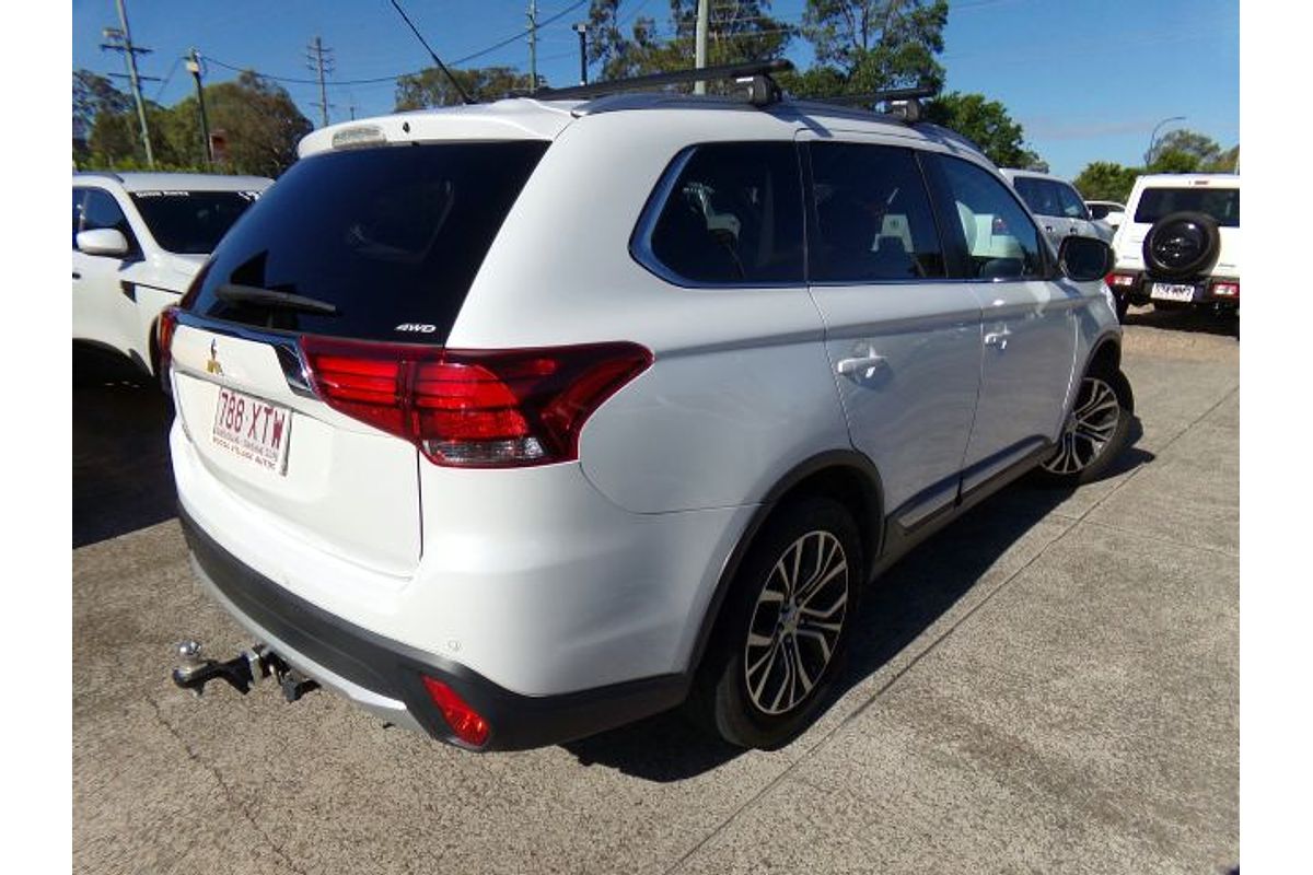 2016 Mitsubishi Outlander LS ZK