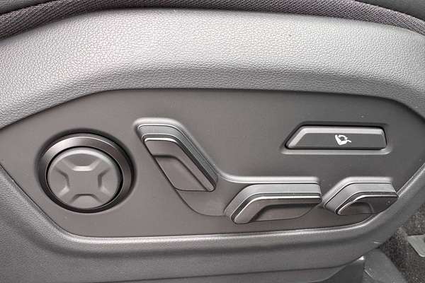 2025 Hyundai Santa Fe Hybrid Calligraphy MX5.V1