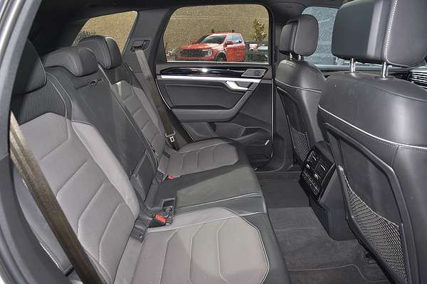 2020 Volkswagen Touareg V8 TDI R-Line CR