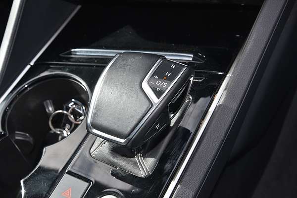 2020 Volkswagen Touareg V8 TDI R-Line CR