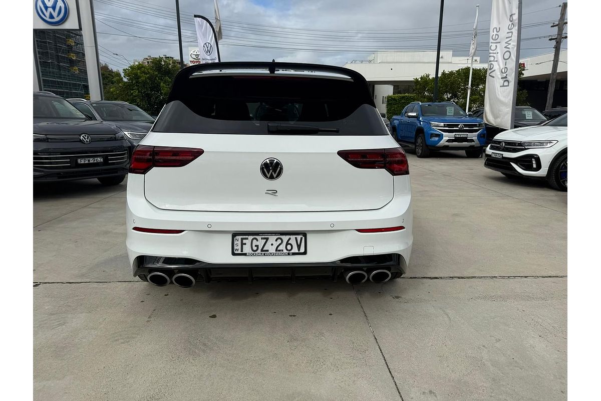 2024 Volkswagen Golf R 8