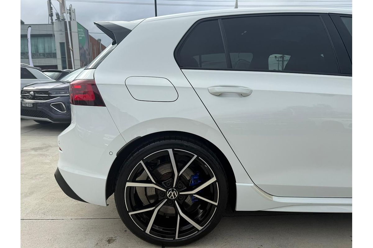 2024 Volkswagen Golf R 8