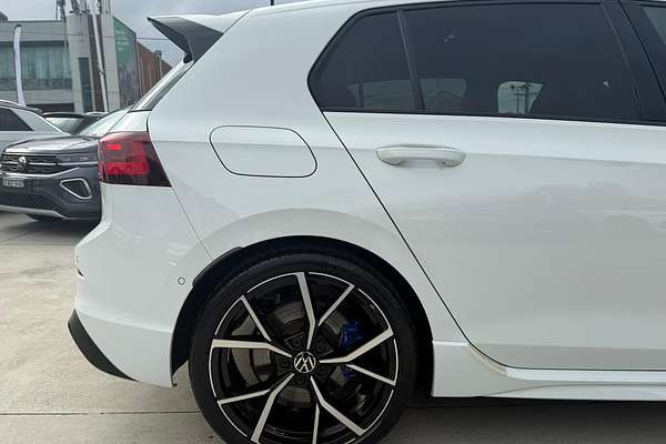 2024 Volkswagen Golf R 8