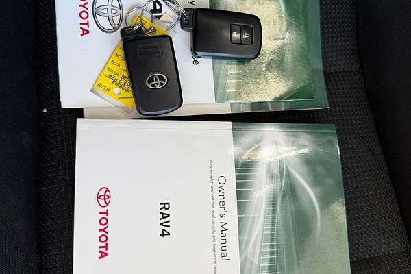 2017 Toyota RAV4 GXL ZSA42R