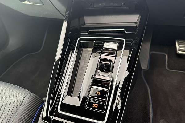 2024 Volkswagen Golf R 8