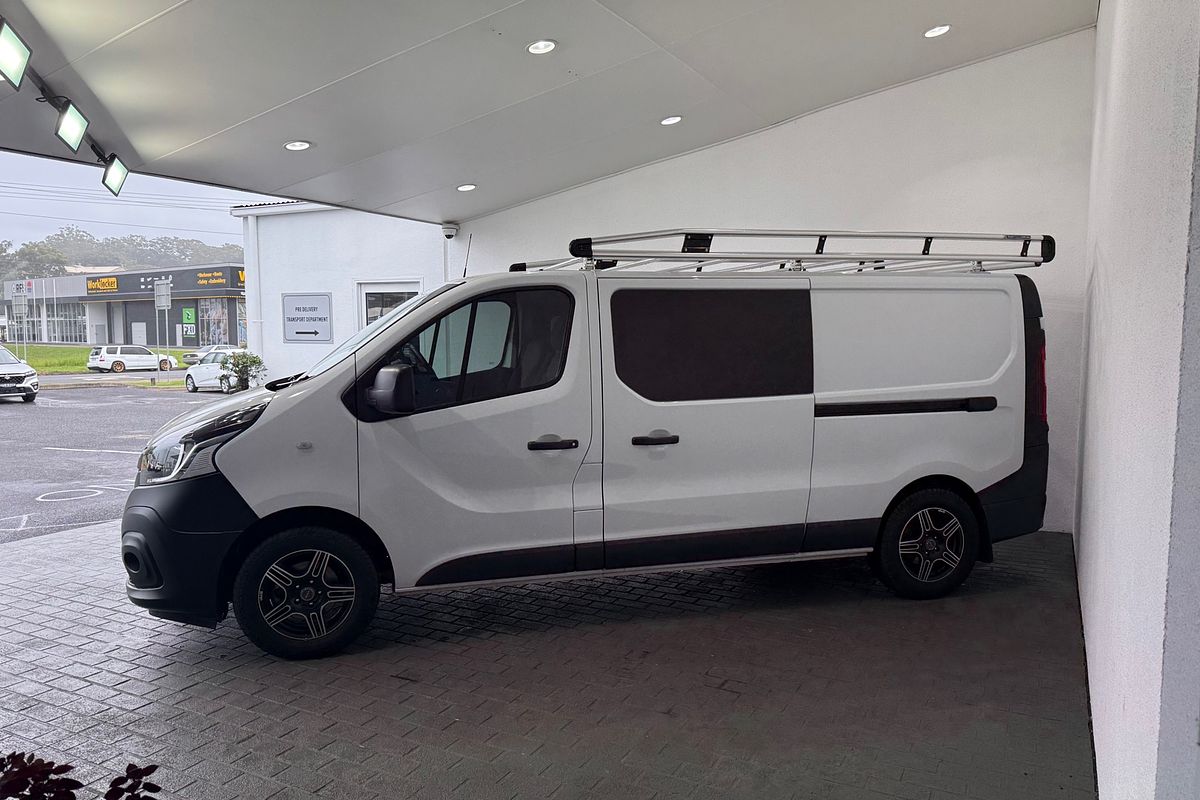 2020 Mitsubishi Express GLX SN LWB
