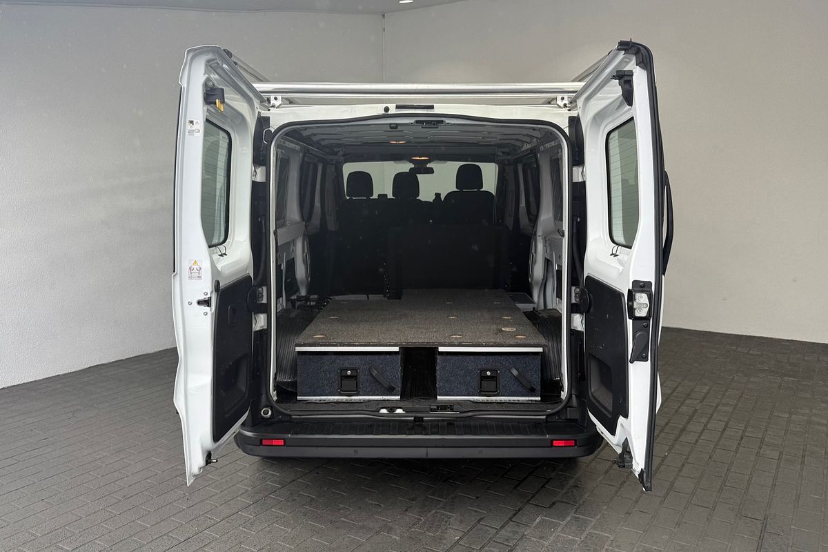 2020 Mitsubishi Express GLX SN LWB