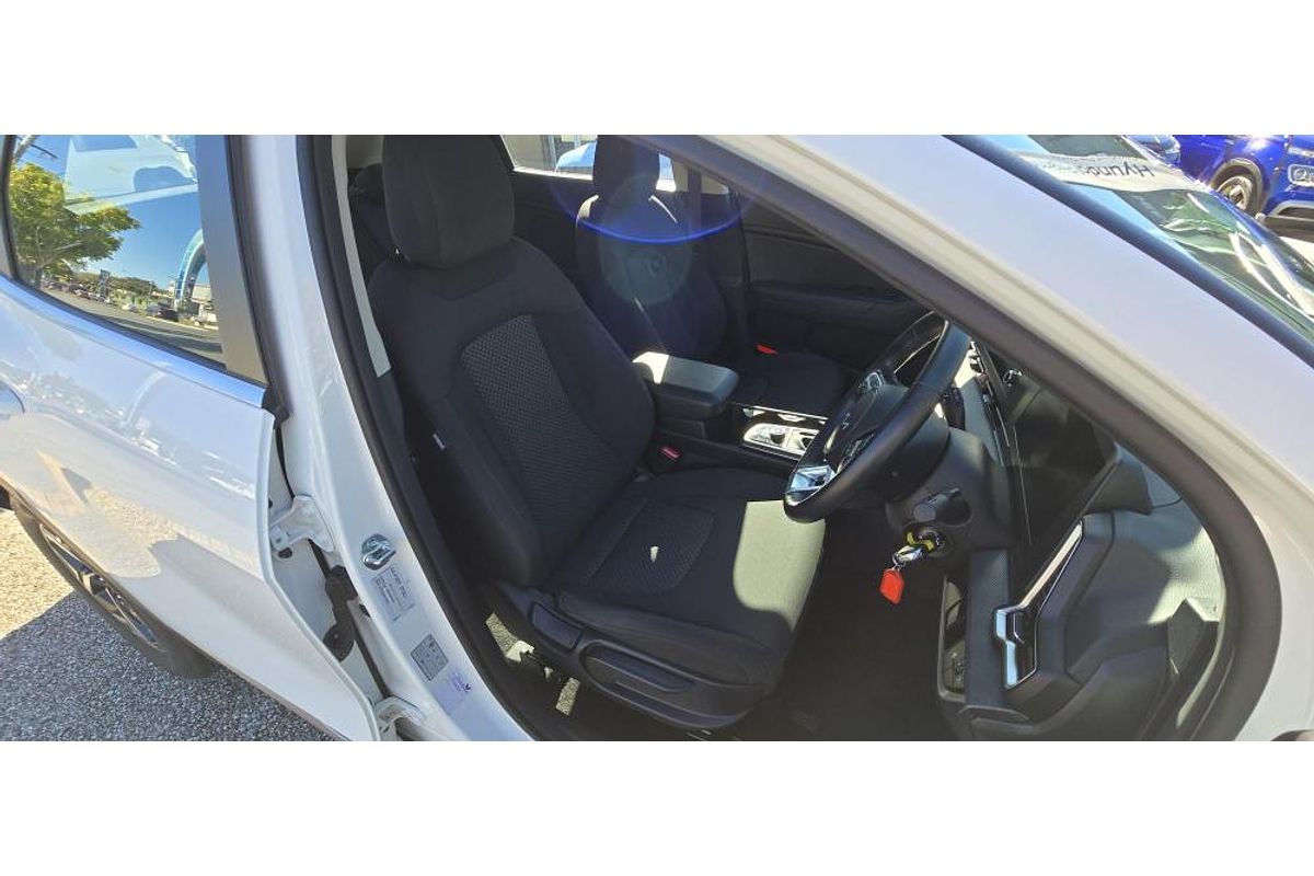 2024 Kia Sportage S NQ5