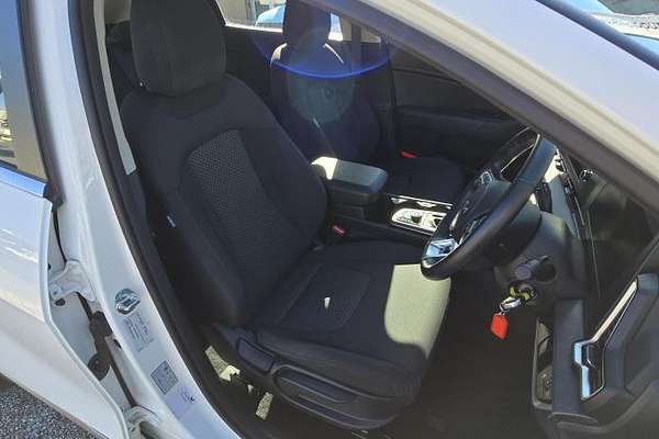 2024 Kia Sportage S NQ5