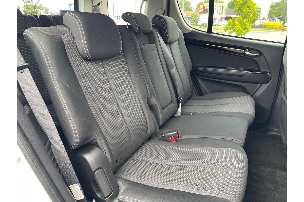 2020 Isuzu MU-X LS-M