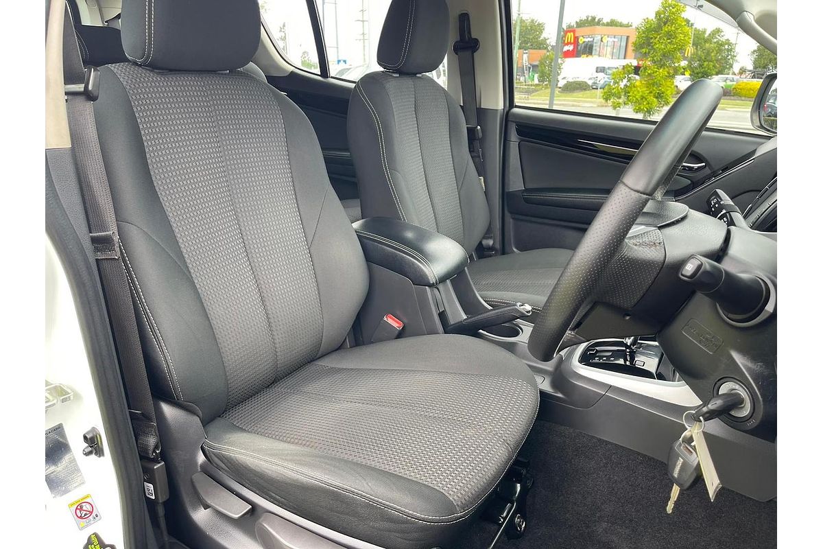 2020 Isuzu MU-X LS-M