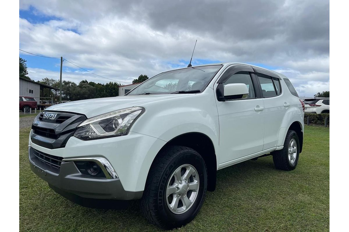 2020 Isuzu MU-X LS-M