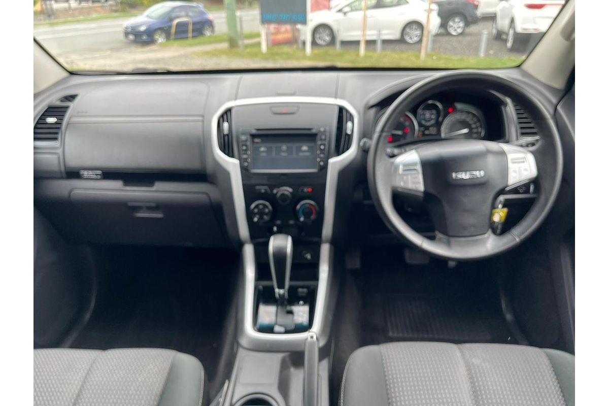 2020 Isuzu MU-X LS-M