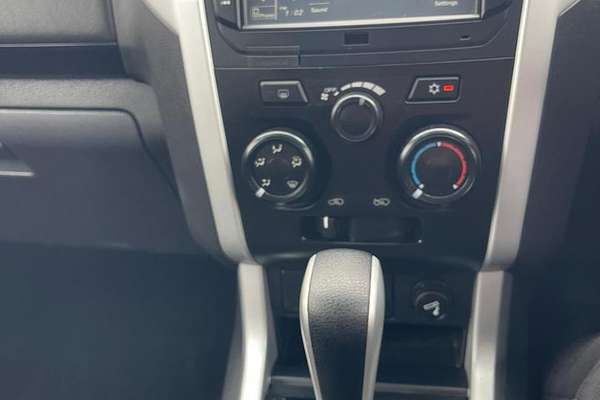 2020 Isuzu MU-X LS-M