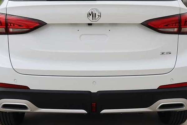 2025 MG ZS Essence ZS32