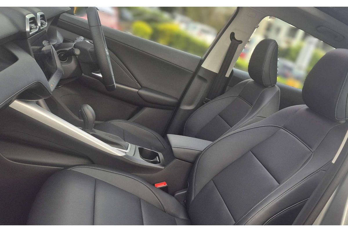 2025 MG ZS Essence ZS32