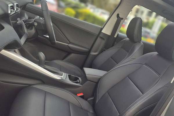 2025 MG ZS Essence ZS32