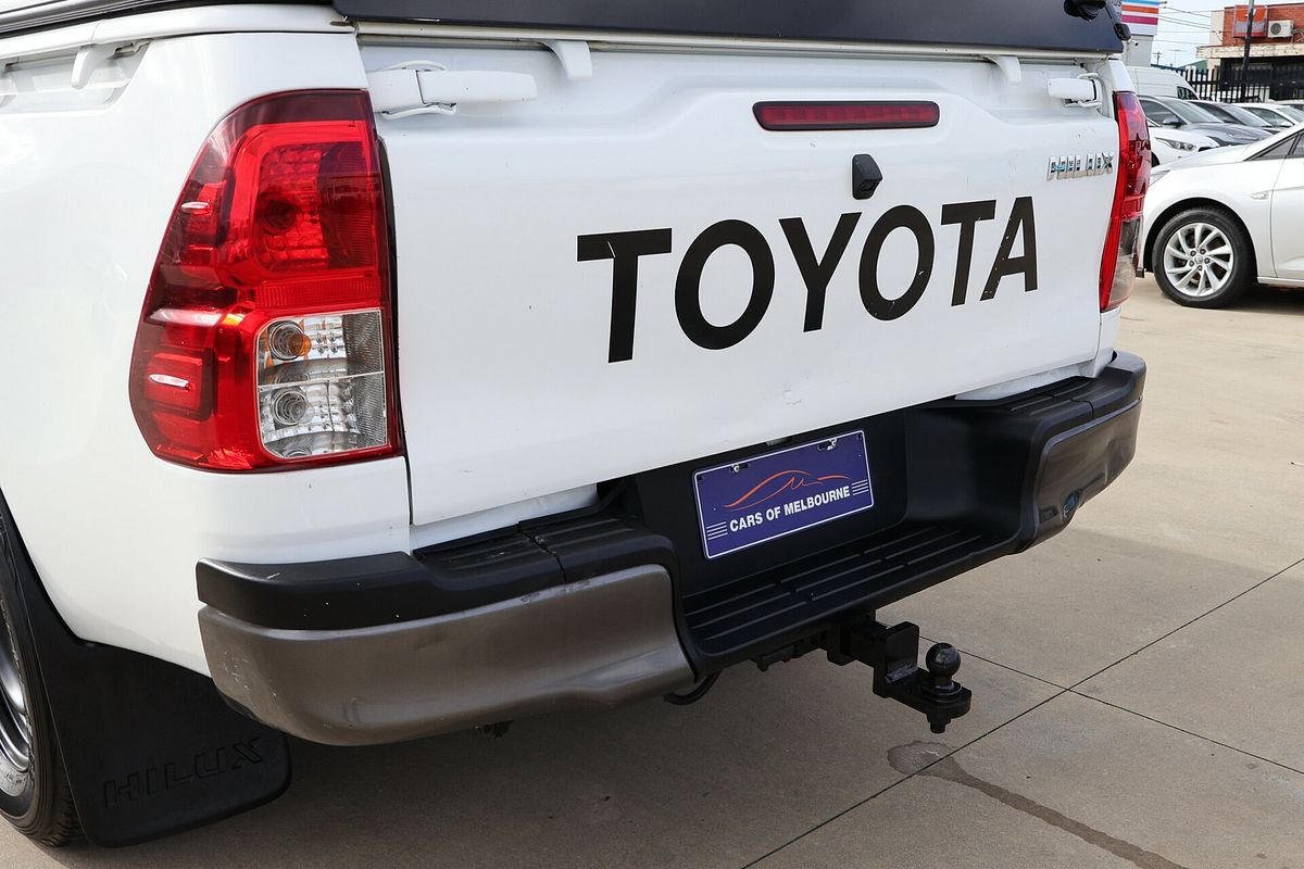 2017 Toyota Hilux SR GUN126R 4X4