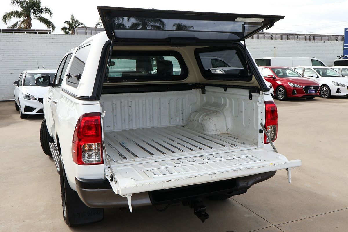 2017 Toyota Hilux SR GUN126R 4X4