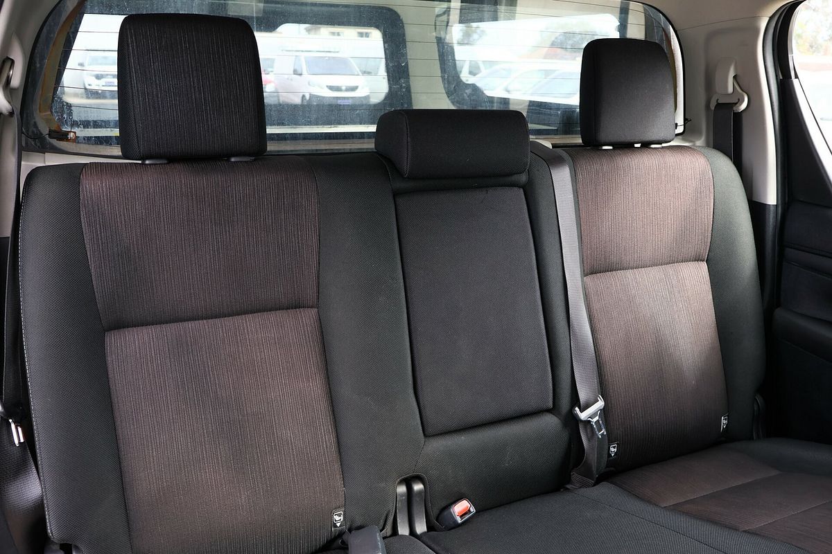 2017 Toyota Hilux SR GUN126R 4X4