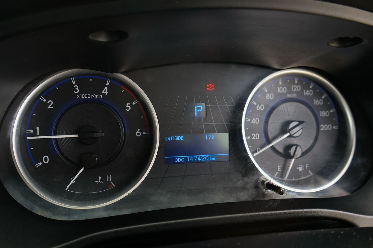 2017 Toyota Hilux SR GUN126R 4X4