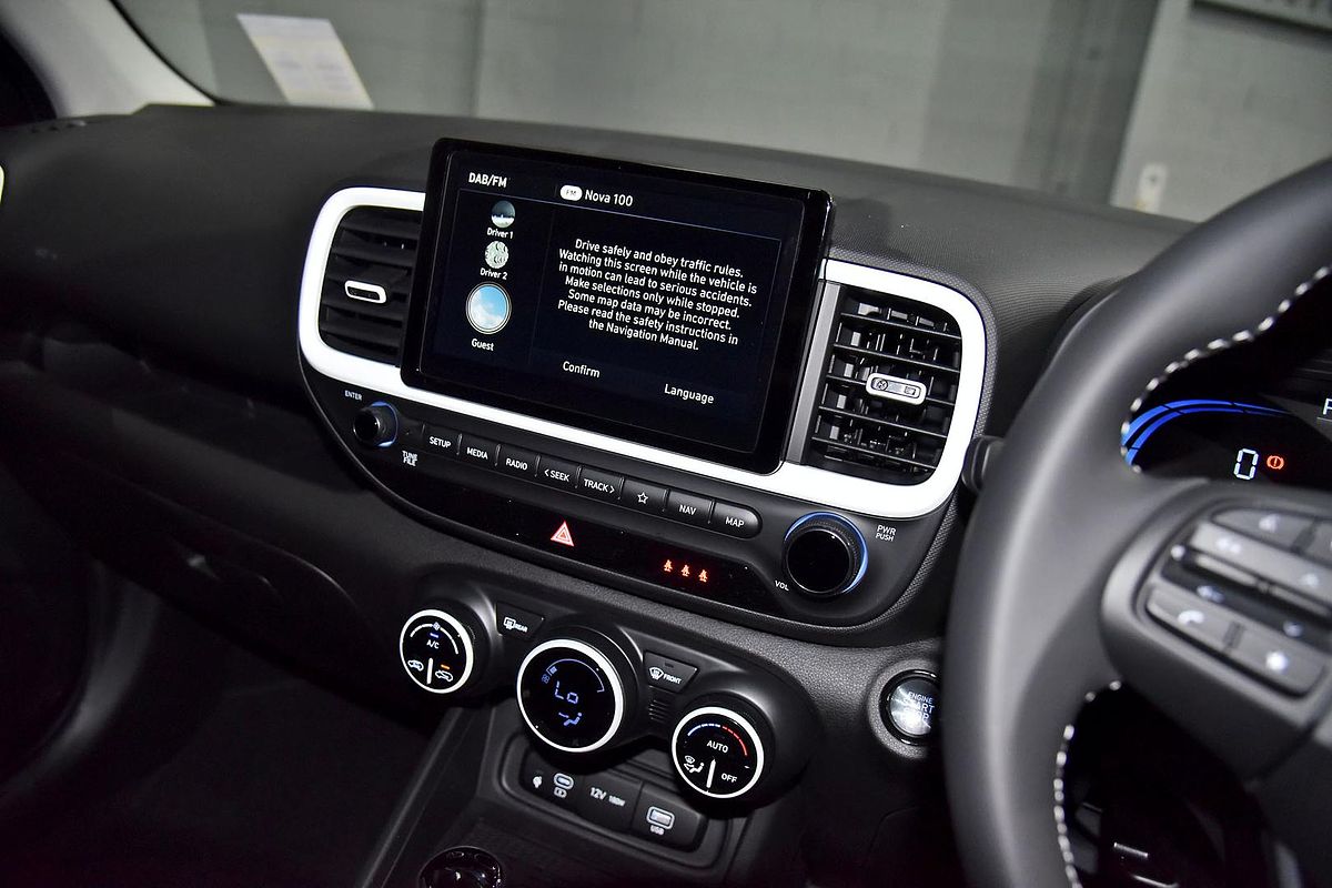 2025 Hyundai Venue Elite QX.V5