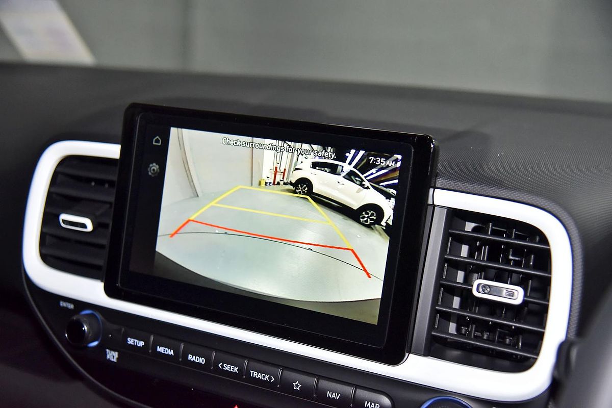 2025 Hyundai Venue Elite QX.V5