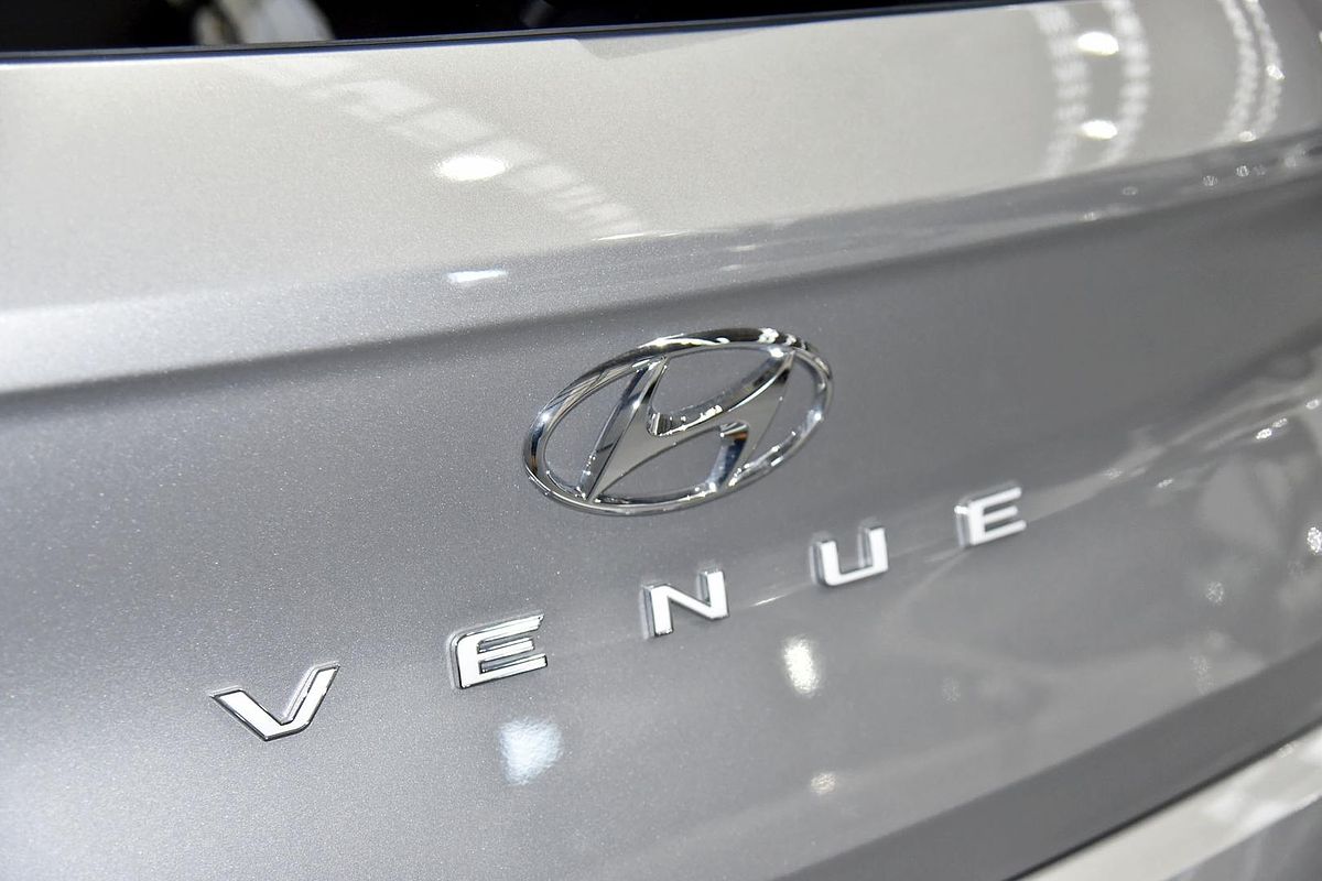 2025 Hyundai Venue Elite QX.V5