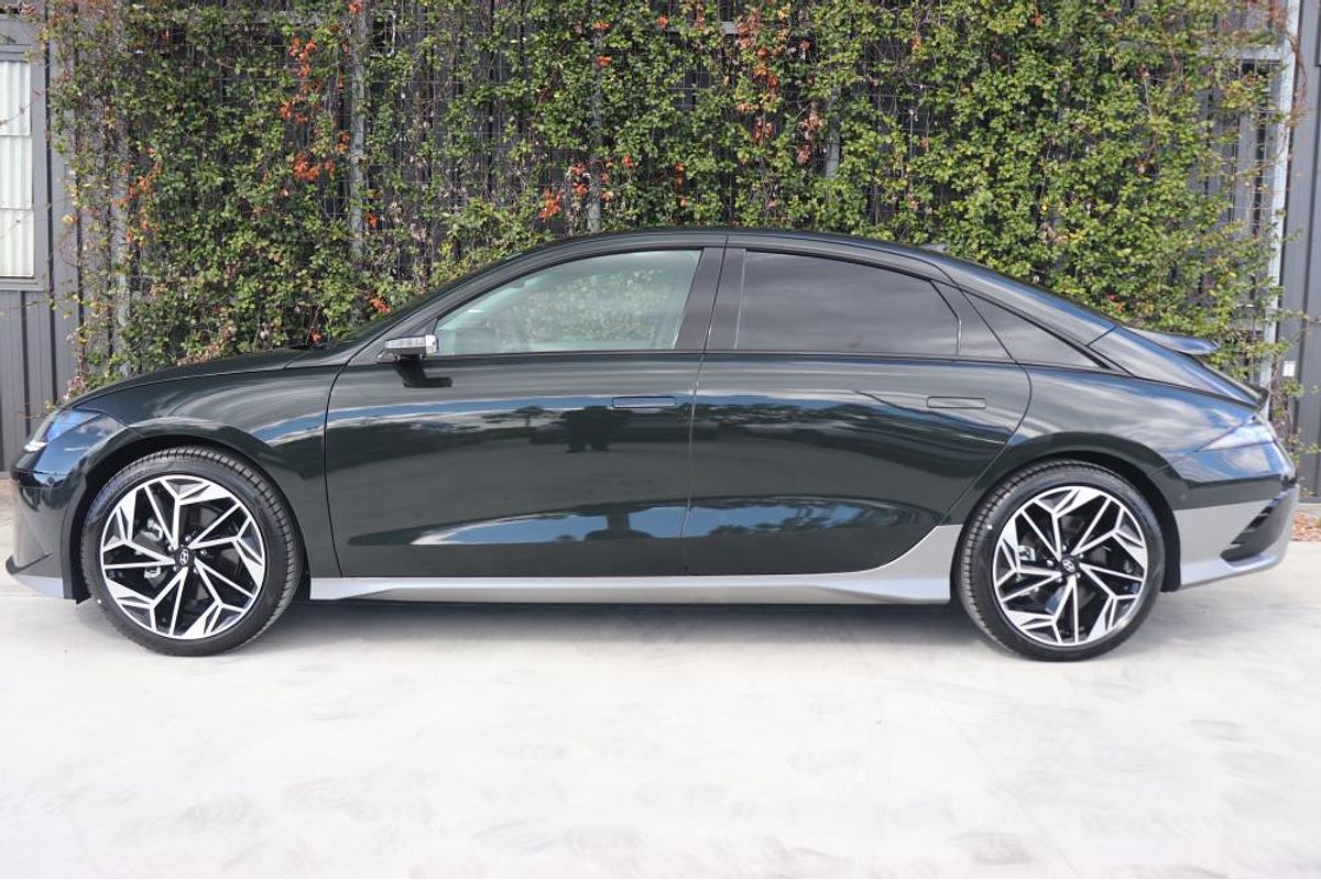 2023 Hyundai IONIQ 6 EPIQ CE.V1