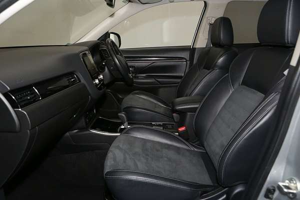 2020 Mitsubishi Outlander LS ZL