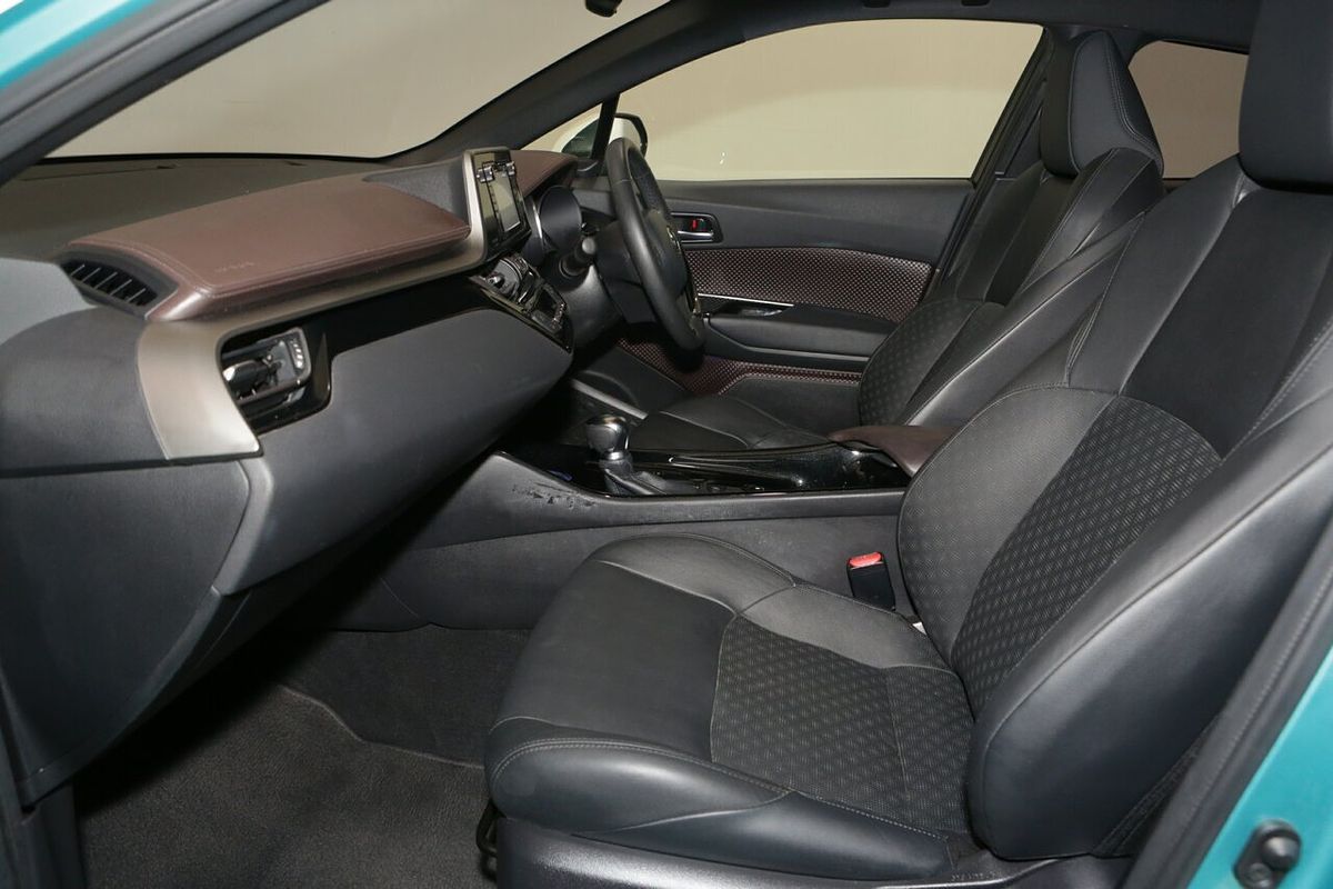 2017 Toyota C-HR Koba NGX50R