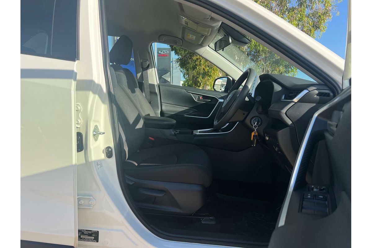 2019 Toyota RAV4 GX MXAA52R