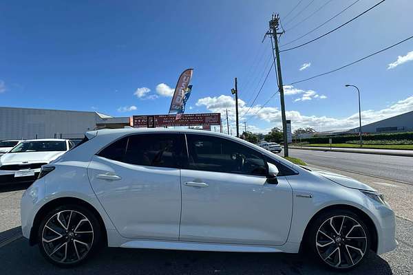 2019 Toyota Corolla ZR Hybrid ZWE211R
