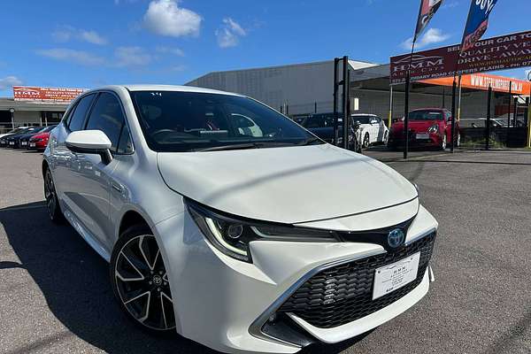 2019 Toyota Corolla ZR Hybrid ZWE211R
