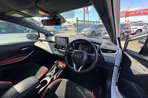 2019 Toyota Corolla ZR Hybrid ZWE211R