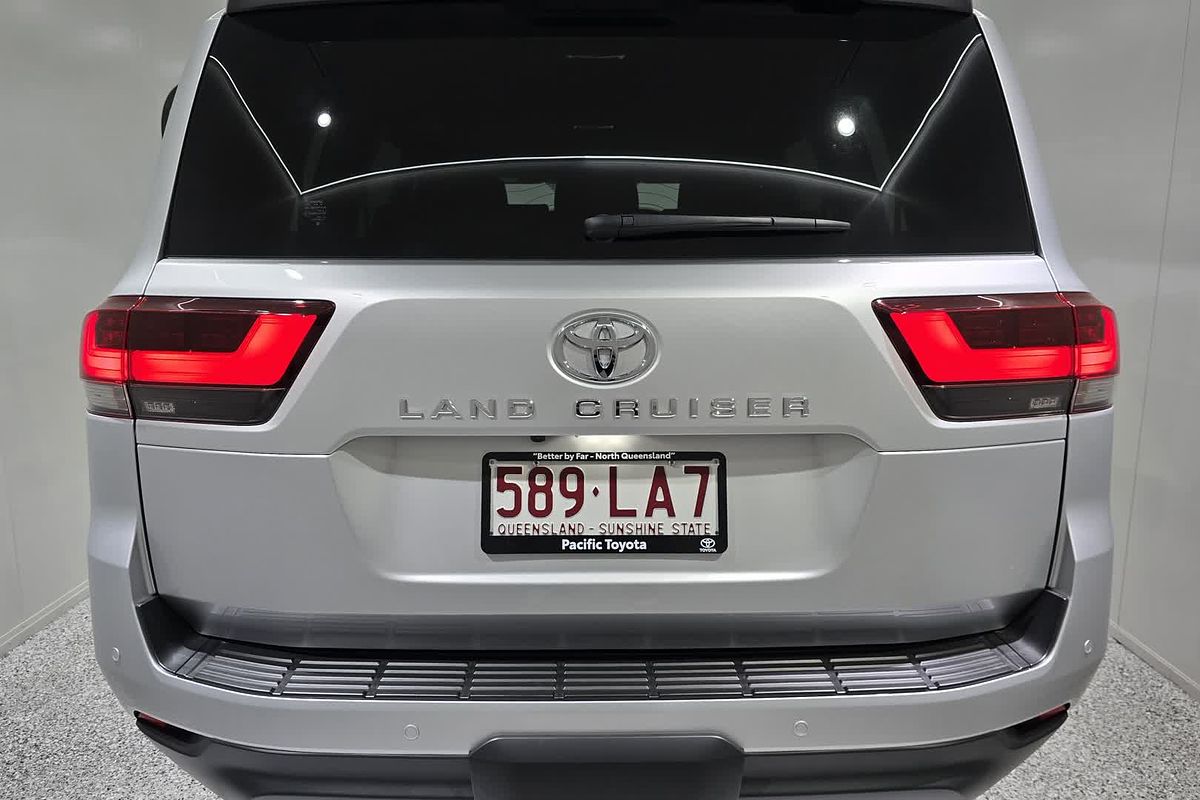 2024 Toyota Landcruiser GXL FJA300R