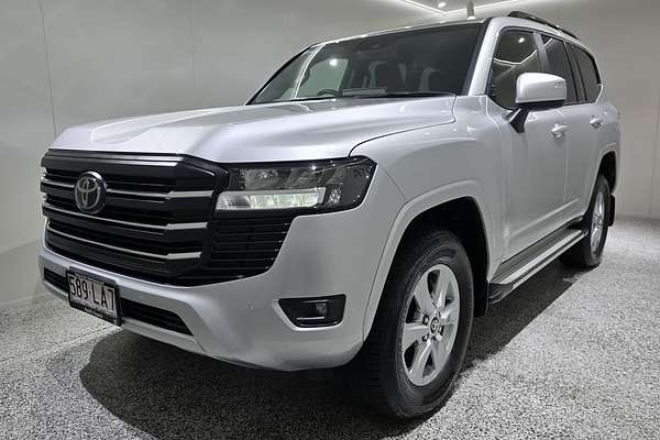 2024 Toyota Landcruiser GXL FJA300R