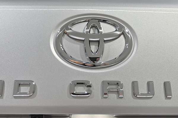 2024 Toyota Landcruiser GXL FJA300R