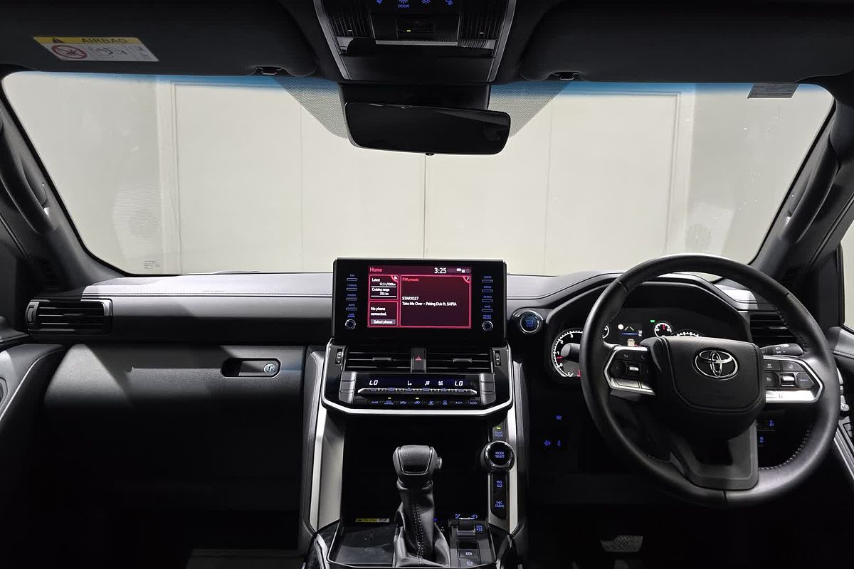 2024 Toyota Landcruiser GXL FJA300R