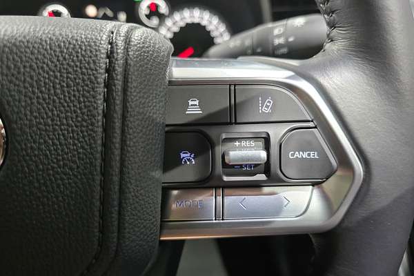 2024 Toyota Landcruiser GXL FJA300R