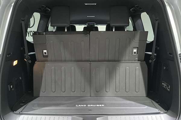 2024 Toyota Landcruiser GXL FJA300R
