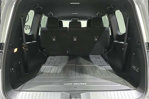 2024 Toyota Landcruiser GXL FJA300R