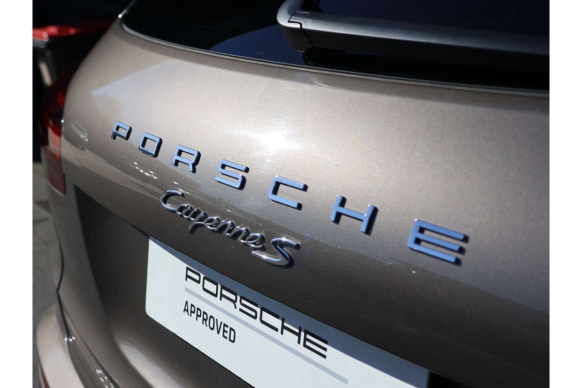 2014 Porsche Cayenne S Diesel 92A