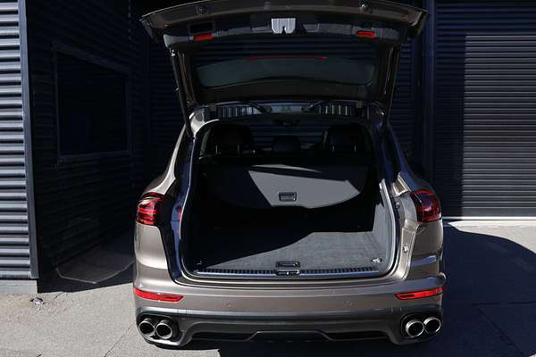 2014 Porsche Cayenne S Diesel 92A