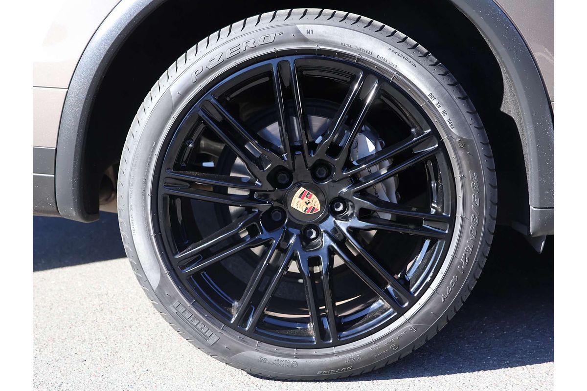 2014 Porsche Cayenne S Diesel 92A