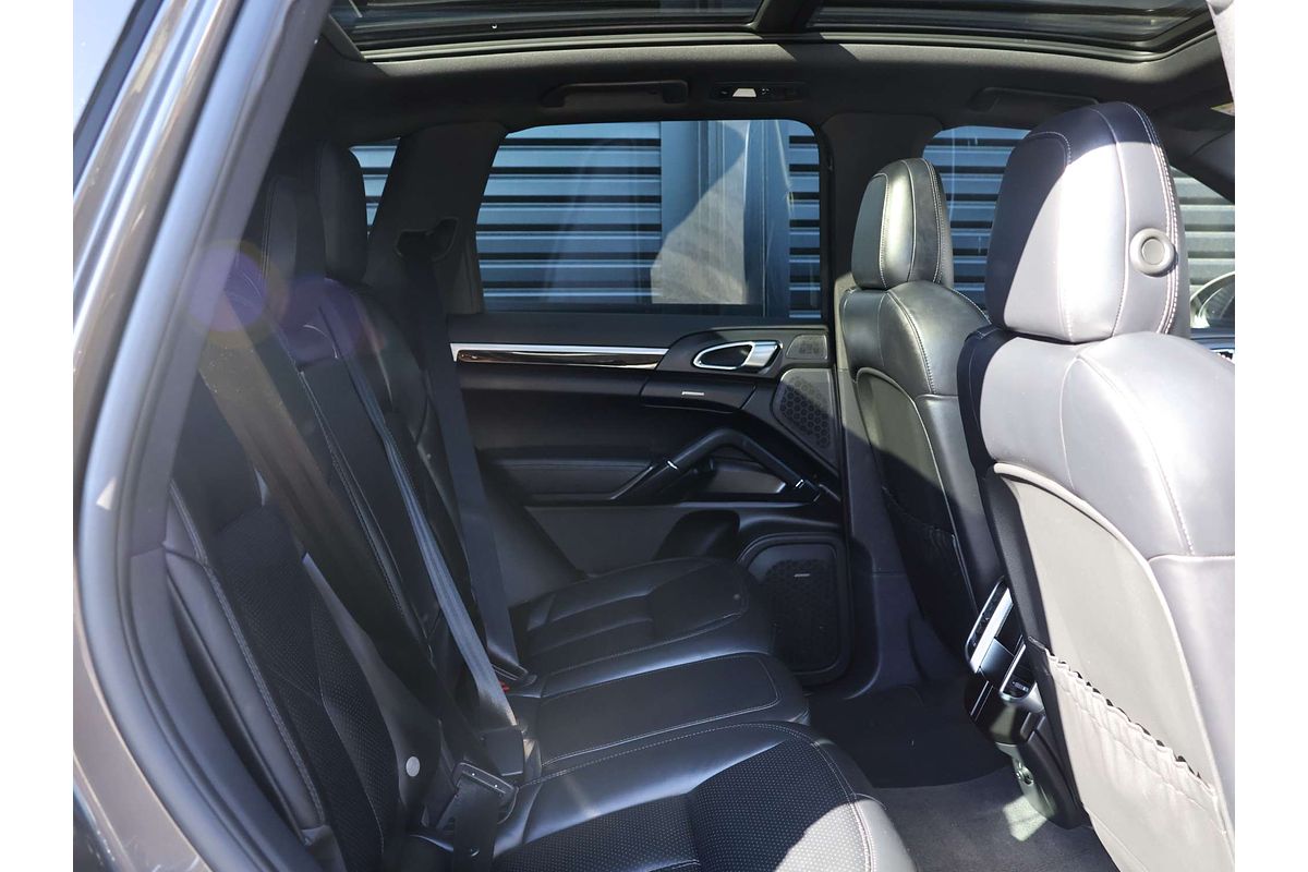 2014 Porsche Cayenne S Diesel 92A