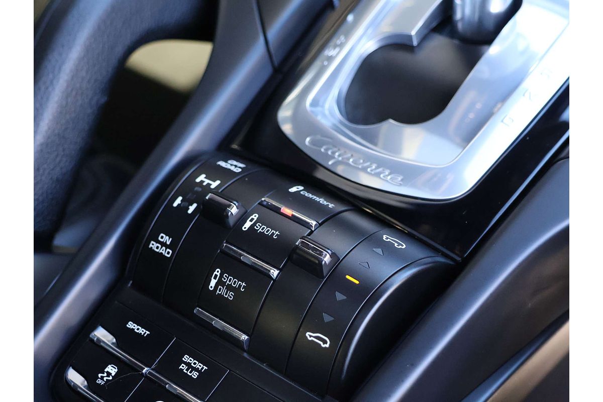2014 Porsche Cayenne S Diesel 92A