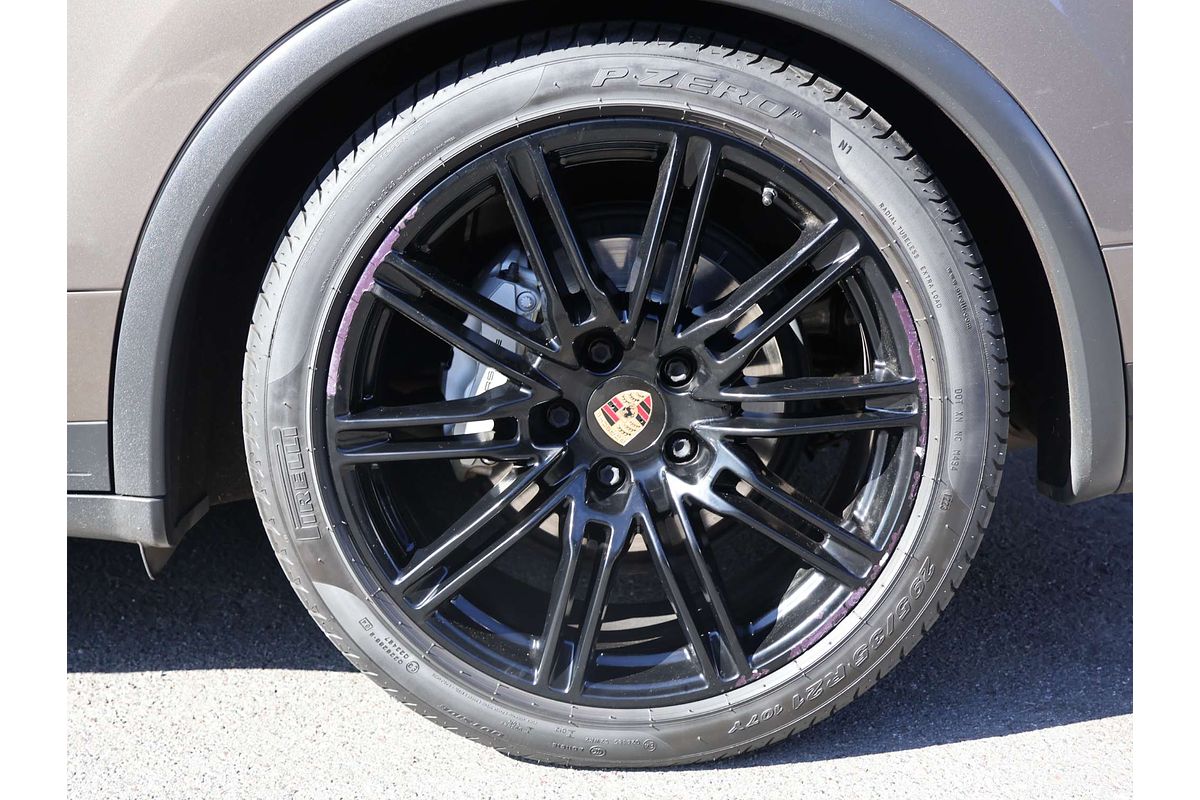 2014 Porsche Cayenne S Diesel 92A